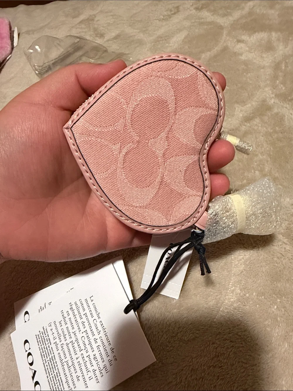 🩷Coach Pink Heart Coin Case with Signature Jacquard🩷